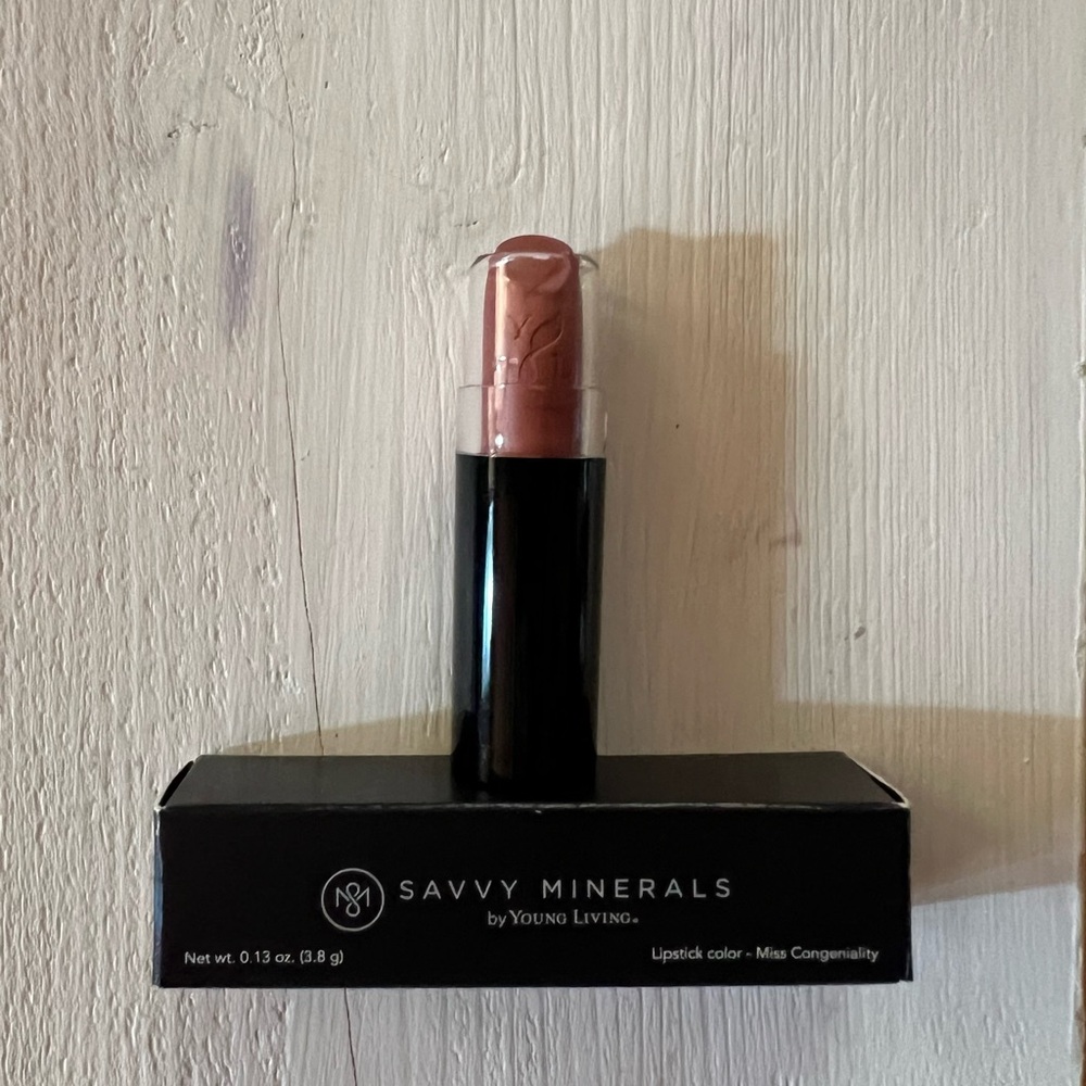 Savvy Minerals - Young Living Lipstick